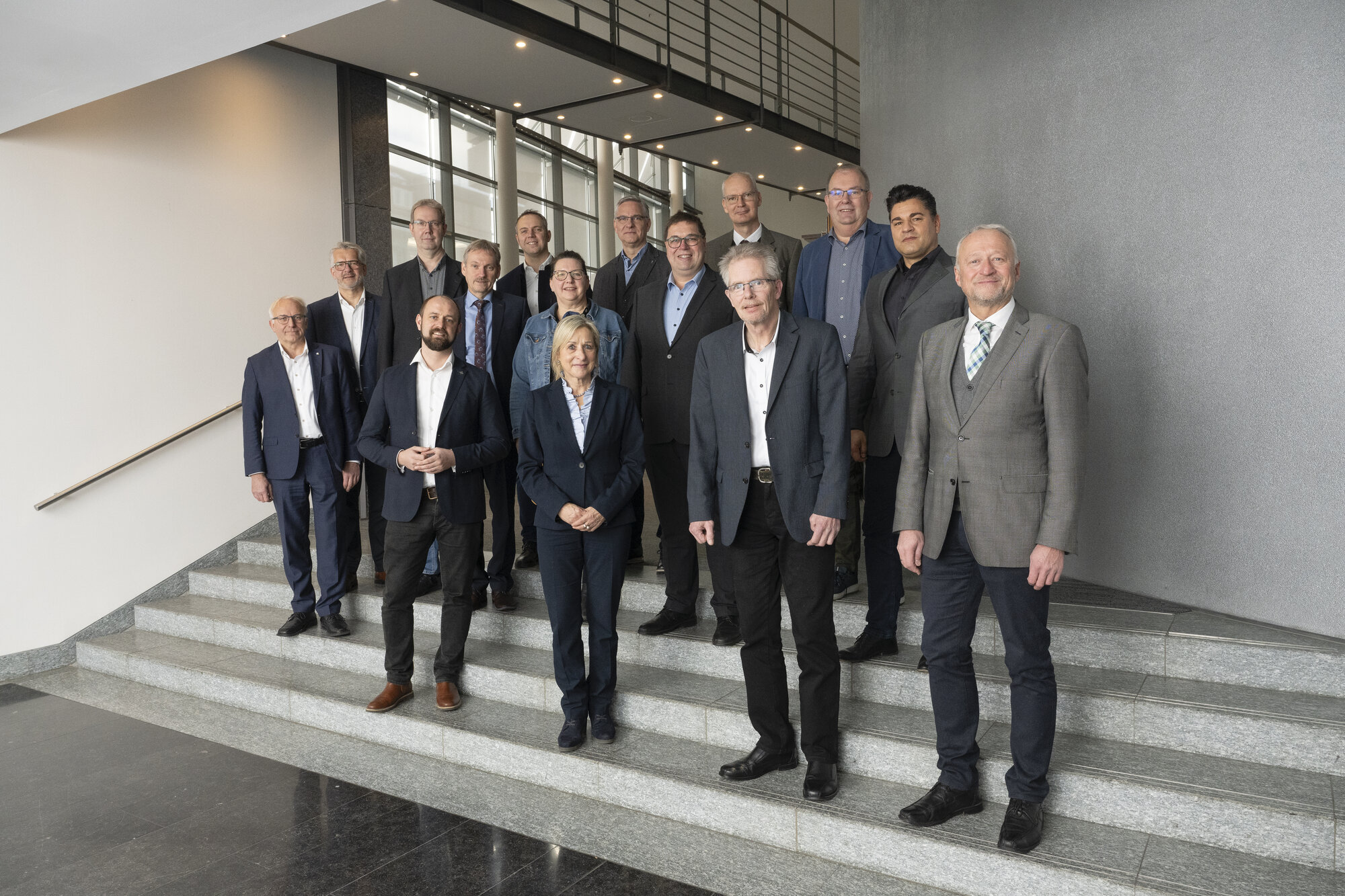 Gruppenfoto mit den Mitgliedern der Vertreterversammlung