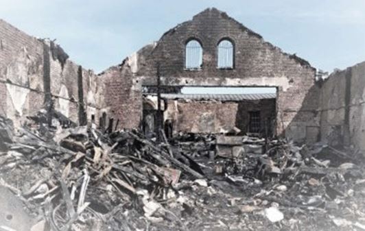 Foto der Brandruine